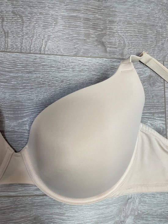PINK Victoria’s Secret Wear Everywhere T-shirt Lightly Lined Bra Nude 36DD - Picture 6 of 16